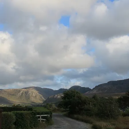 Konukevi Poisoned Glen House Gweedore